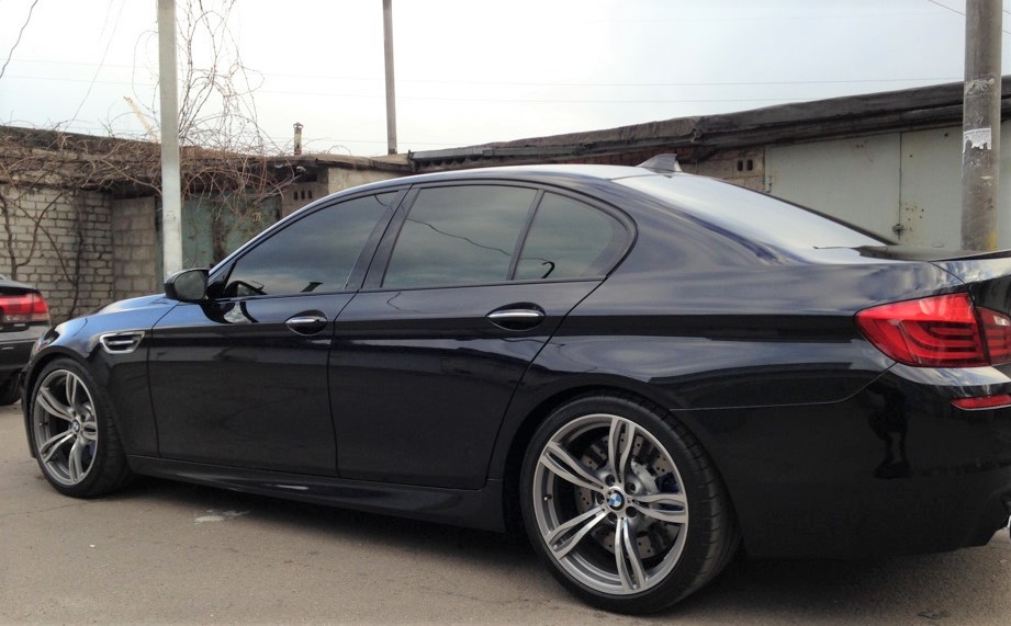 7-пружины-с-занижением-H&R-28871-1-BMW-M5-F10.jpg
