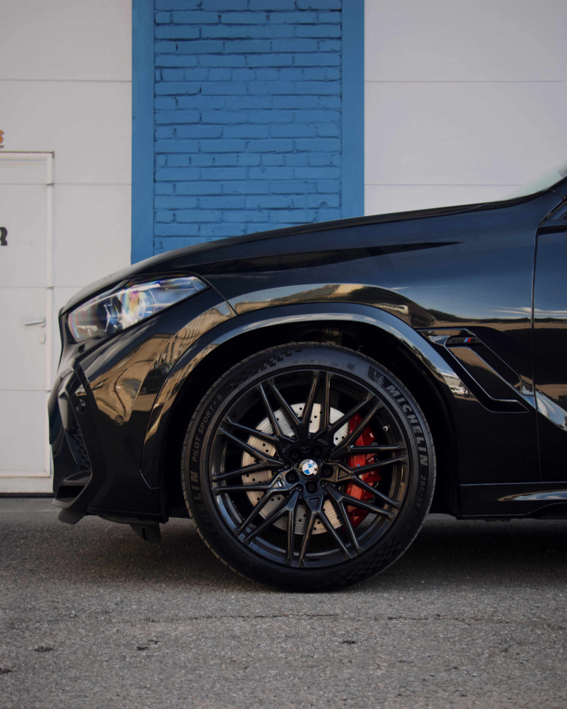 2-BMW-X6M-F96reguliruemaya-pruzhinnaya-sistema-H-R-23023-1-dlya-bmw-x5m-competition-f95.jpg