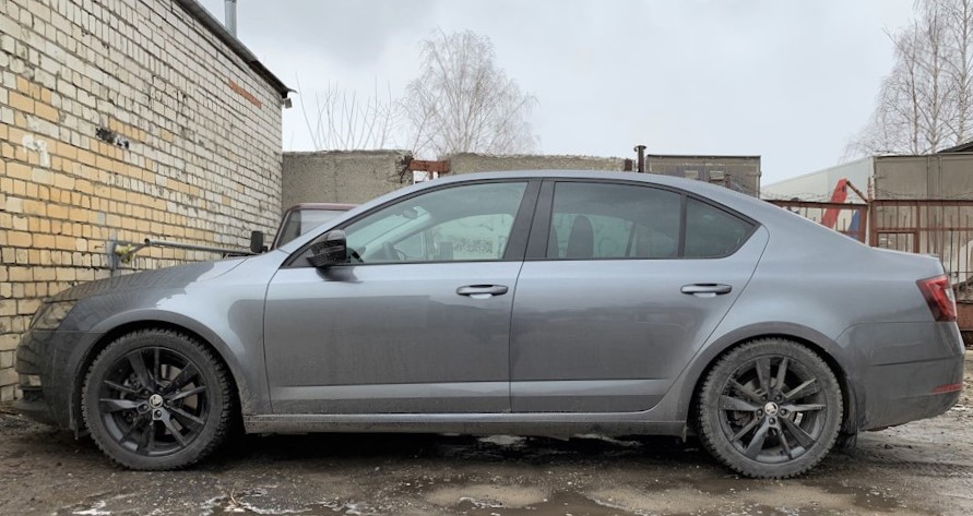 19 H&R-HR-28833-1-SKODA-OCTAVIA-A7.jpg 19 H&R-HR-28833-1-SKODA-OCTAVIA-A7.jpg
