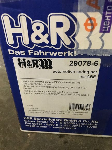 2 H&R-HR-29078-6-HR-29078-3-BMW-X5M-E70-X6M-E71.jpg