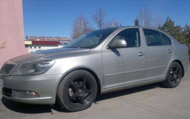 11 H&R-HR-29261-1-H&R-29261-2-HR-SKODA-OCTAVIA-A5.jpg 11 H&R-HR-29261-1-H&R-29261-2-HR-SKODA-OCTAVIA-A5.jpg