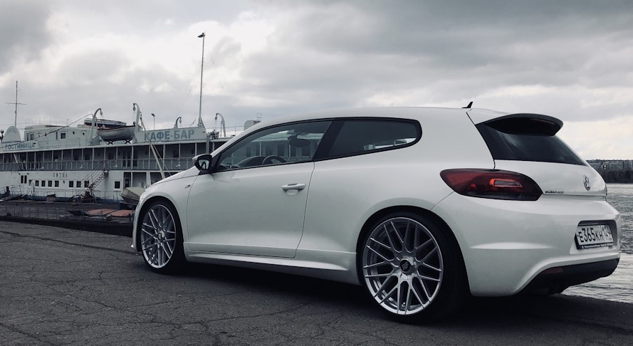 4-H&R-HR-29013-1-HR-29013-2-VW-Scirocco.jpg