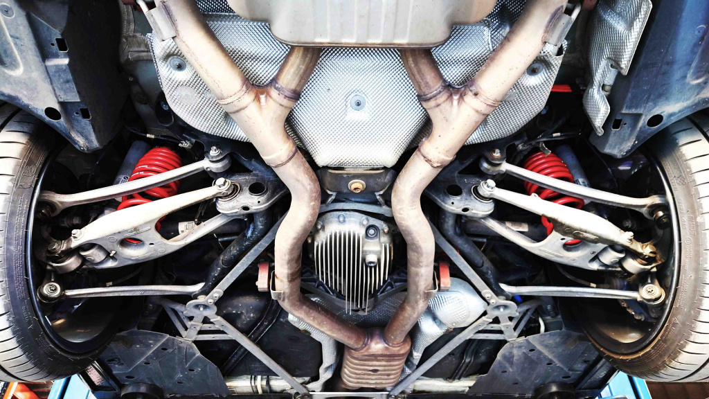 5-HR-23026-1-комплект-регулируемых-пружин-H&R-23026-2-BMW-M4-4WD-G83.JPG