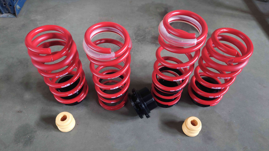 2-H&R-23037-3-BMW-M5-G90.JPG
