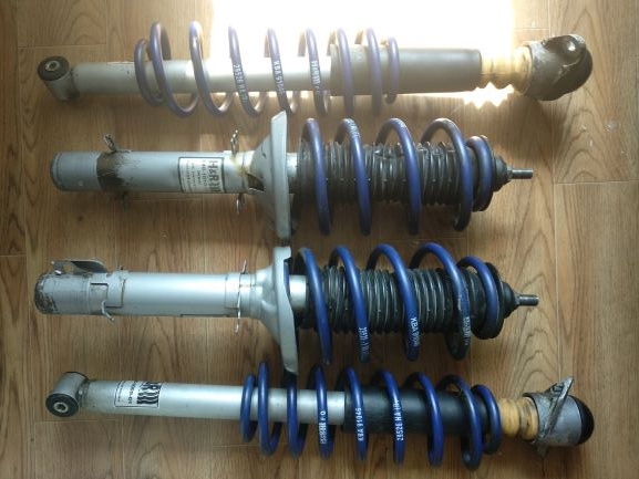 11-H&R-CUP-KIT-40526-1-HR-VW-BORA.jpg