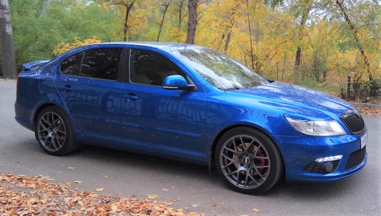 12 (на 29261-2) H&R-HR-29261-2-H-R-29260-1-HR-SKODA-OCTAVIA-RS.jpg