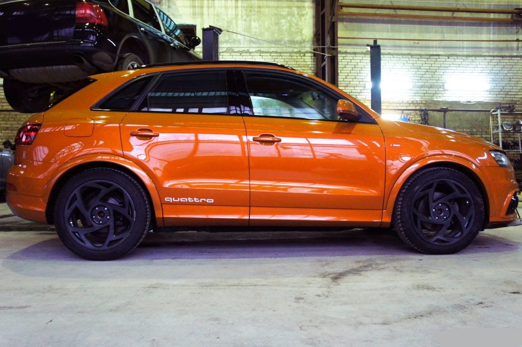 10-H&R-HR-28870-1-AUDI-Q3-RSQ3.jpg
