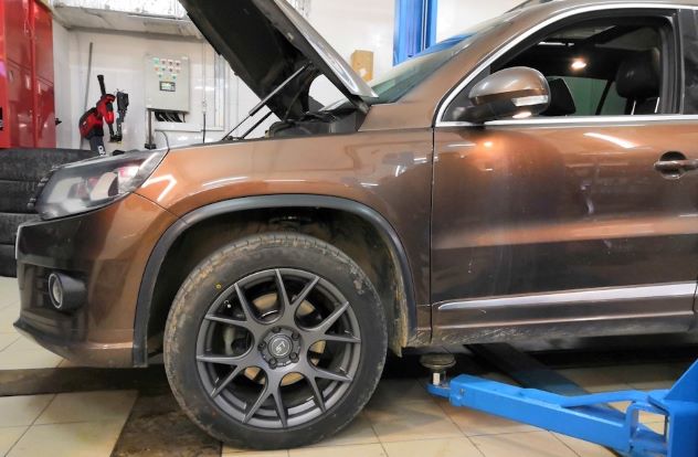 8,5-H&R-29274-2-HR-пружины-с-занижением-29274-1-H&R-AUDI-Q3-VW-TIGUAN.jpg