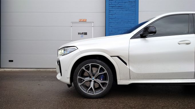 2-H&R-28634-2-pruzhiny-s-zanizheniem-H-R-28634-1-BMW-X5-G05-BMW-X6-G06.JPG