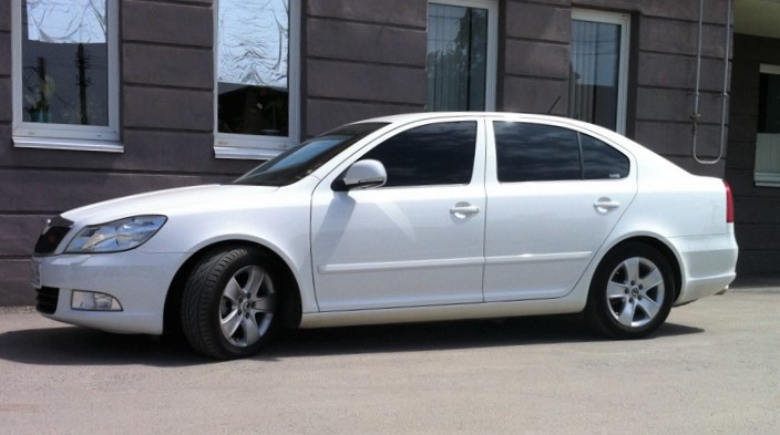 21 H&R-HR-SKODA-OCTAVIA-A5-HR-29261-1-H&R-29261-2.jpg