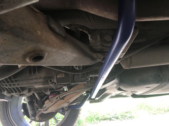 8 H&R-HR-33267-2-VW-MULTIVAN-T5-T6.jpg
