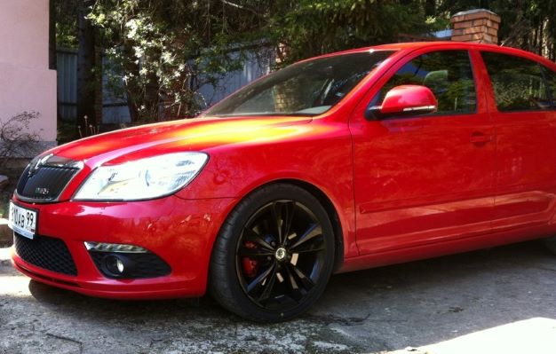 14 H&R-HR-29261-2-H-R-29260-1-HR-SKODA-OCTAVIA-RS.jpg 14 H&R-HR-29261-2-H-R-29260-1-HR-SKODA-OCTAVIA-RS.jpg