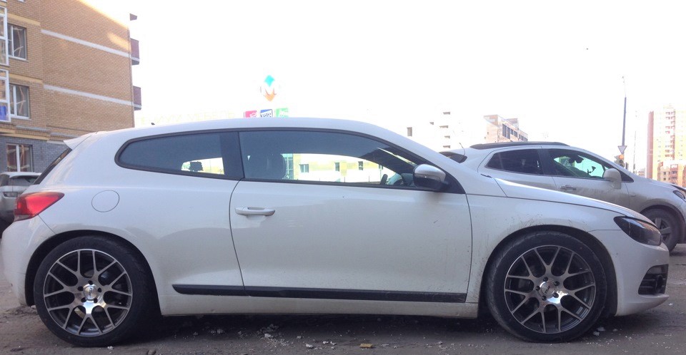 15-HR-29013-2-pruzhini-s-zanizheniem-H&R-29013-1-vw-scirocco.jpg