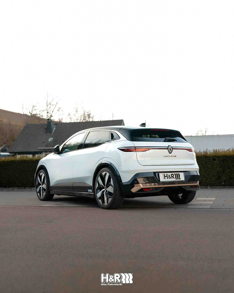 5-H&R-28569-1-pruzhiny-s-zanizheniem-Renault-Megane-E-tech.jpg 5-H&R-28569-1-pruzhiny-s-zanizheniem-Renault-Megane-E-tech.jpg