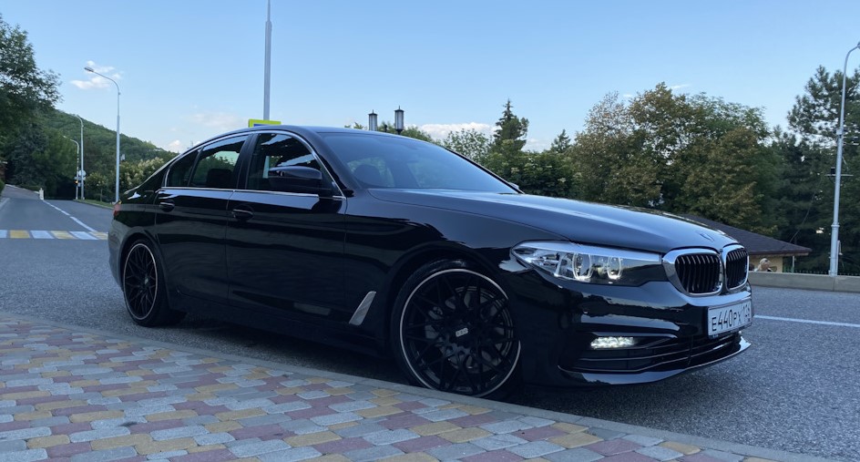 2 H&R 28721-2 BMW 5 G30.jpg