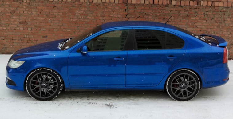 12 (на 29260-1) H&R-HR-29261-2-H-R-29260-1-HR-SKODA-OCTAVIA-RS.jpg
