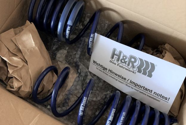 9-H&R-HR-94032-ПРУЖИНЫ-С-ЗАНИЖЕНИЕМ-H&R-Kia-Сerato-2.jpg 9-H&R-HR-94032-ПРУЖИНЫ-С-ЗАНИЖЕНИЕМ-H&R-Kia-Сerato-2.jpg