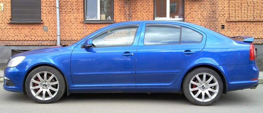 20 H&R-HR-29261-2-H-R-29260-1-HR-SKODA-OCTAVIA-RS.jpg
