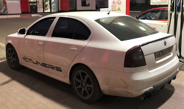 4 H&R-HR-29261-2-H-R-29261-1-HR-SKODA-OCTAVIA-A5.jpg