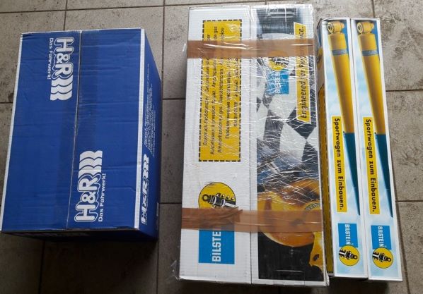 2 H&R-HR-29001-1-BILSTEIN-B8-AUDI-Q5.jpg