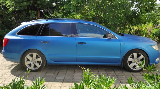 3 H&R-HR-33220-1-HR-SKODA-SUPERB-R36.jpg