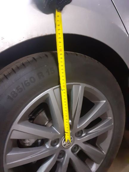 1 H&R HR H-R VW POLO sedan задняя после.jpg