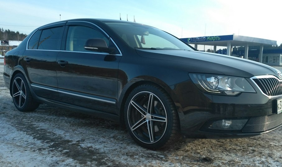 18 H&R-HR-29162-1-H-R-29162-2-SKODA-SUPERB.jpg