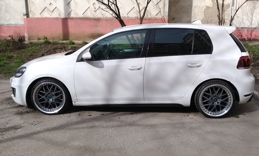 4 H&R-HR-H-R-29008-0-HR-29008-1-HR-VW-GOLF-6-VW-JETTA-6.jpg